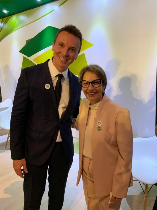 CEO da Oceana Minerals com Ministra da Agricultura CEO da Oceana Minerals com Ministra da Agricultura