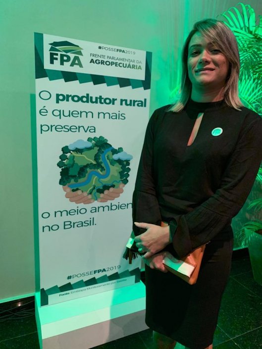Head of Marketing Nathalia Peres Oceana Minerals. Head of Marketing Nathalia Peres Oceana Minerals.